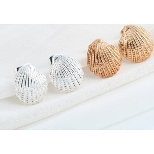 Chandler Minimalist Metal Shell Earrings For Women Girls Sea Beach Jewelry Alloy Zinc Statement Bronics Wedding Bridal Accessary