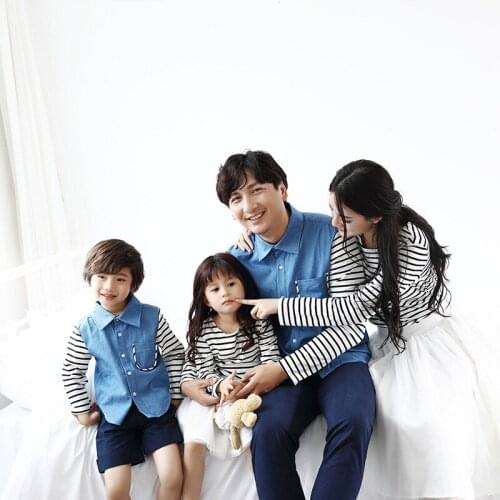 New 2018 Summer Family Matching Outfits Long Sleeve Denim Matching Family Clothes T-shirt Family Look Family Matching Shirt