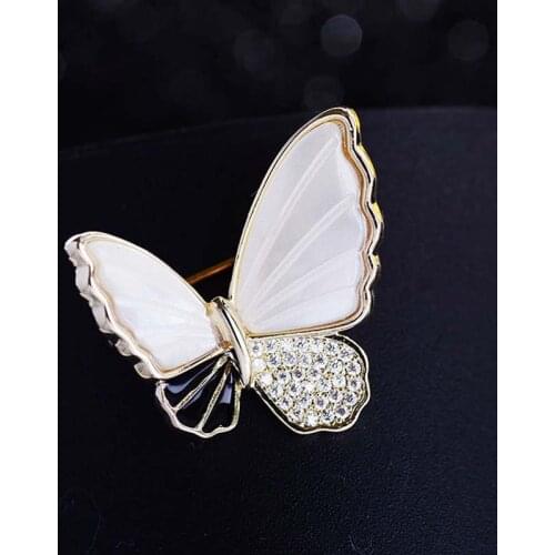 Fashion Elegant Womens Brooches Jewelry For Clothing Accessories High Quality Sparkling Shell Buttterfly Brooch Pins