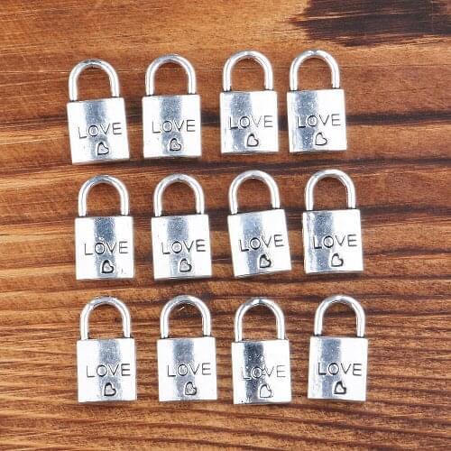 Small lock-shaped metal zinc alloy pendant necklace Retro alloy material pendant DIY necklace pendant jewelry accessories11*20mm