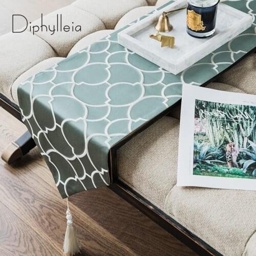 Diphylleia Geometric Chain Jacquard Table Runner Teal Grey Color Rectangular Long Coffee Covers Multipurpose For Home Kitchen