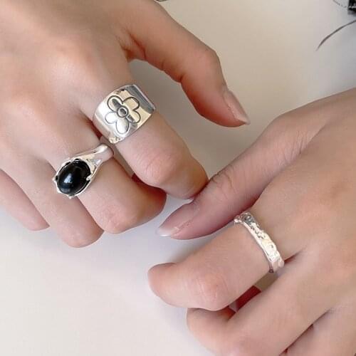 Silvology 925 Sterling Silver Black Agate Flower Rings for Women Vintage Texture Fashion Korea Rings Simple Statement Jewelry