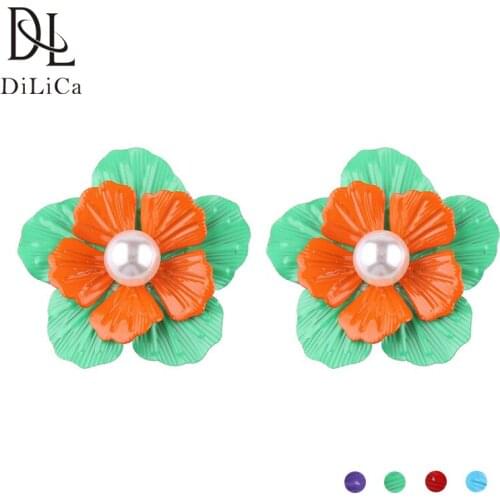 DiLiCa Fashion Earrings for Women Imitation Pearl Flower Statement Earrings Female Korean Charms Earring Alloy Jewelry kolczyki