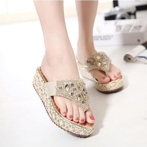 Summer woman slippers diamond slopes fashion womens slippers large size clip sand beach woman comfortable non-slip shoe