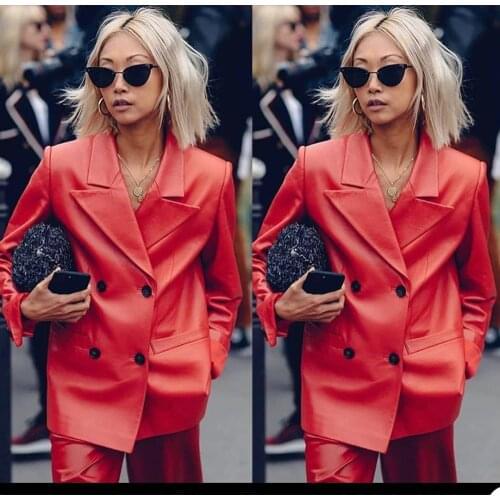 Classic Designer Blazer Peaked Lapel Double Breasted Women Leather Suits 2 Pieces England Style Casual Daily Celebrity Jacket