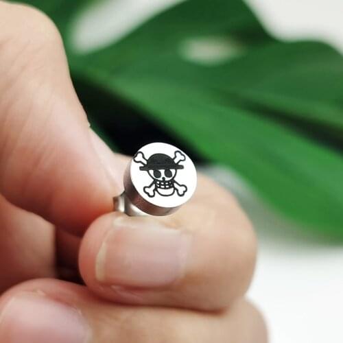 YiYuYiHua Stud Earrings