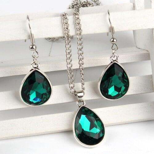 1set Vintage Water drop Pendant Necklace & earrings Fashion Jewelr green