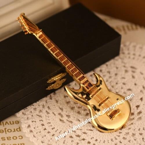 Dh Miniature Gold Plate Guitar Model Mini Musical Instrument Dollhouse Accessories Ornaments Christmas Gift Home decoration