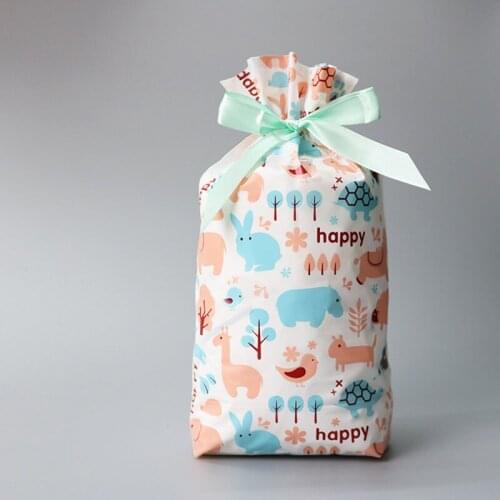 50pcs Colorful Cartoon Stick Figure Animals Tree Pattern Party Large Nougat Cookies Packaging Light Green Ribbon Drawstring Bag
