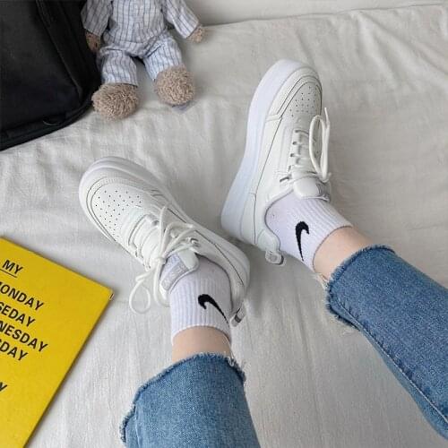 White Shoes Sneakers Women Platform Shoes Chunky Kawaii Sports Shoes Casual Basket Vulcanize Running Lolita Trainers Y2K Shoes