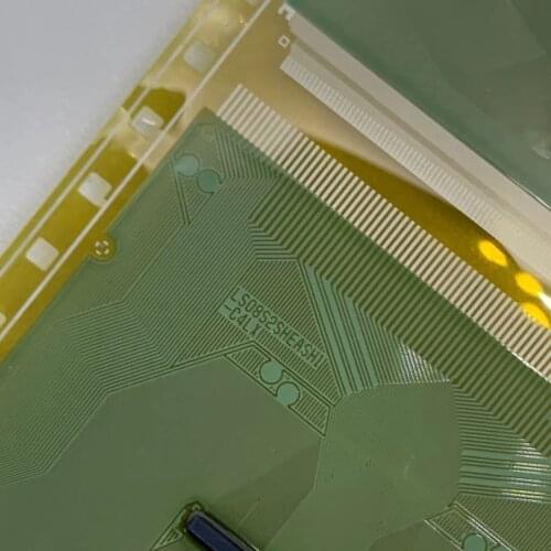 LS08S2SHESH1-C4LX NEW original LCD Driver (COF/TAB) IC new coil liquid crystal drive CONNECTOR TV LSO8525HESH1-C4LX