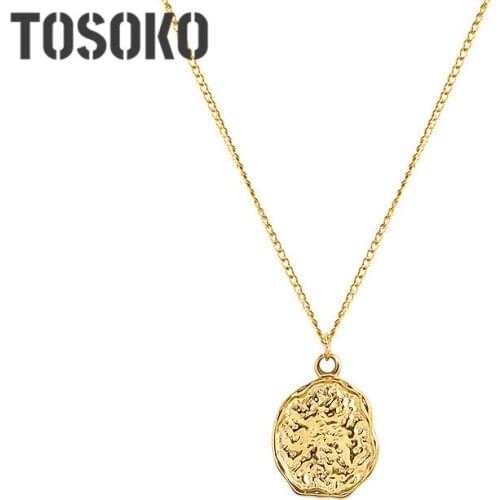 TOSOKO Stainless Steel Jewelry Embossed Peach Heart Irregular Pendant Necklace Womens Fashion Clavicle Chain BSP730