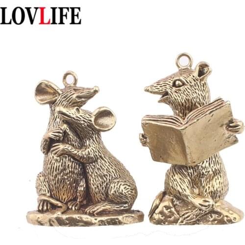 Pure Brass Zodiac Reading Rat Keychain Pendants Trinket Vintage Copper Couple Mouse Car Key Chains Hanging Cartoon Mice Keyrings