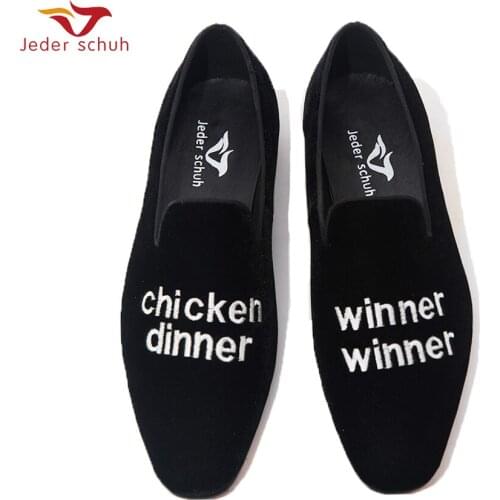 Jeder Schuh New Men casual Loafers Retro Men Shoes Italian Style Black Comfortable Male party shoes