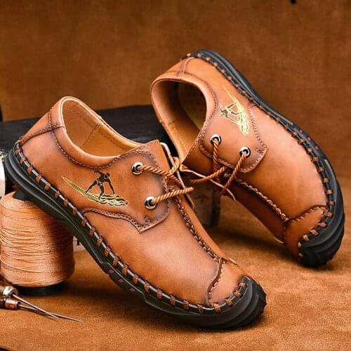 2020 Outdoor Men Leather Casual Shoes Moccasins Male Handmade Shoes Fashion Men Shoes Breathable Driving Shoes Big Size 38-48
