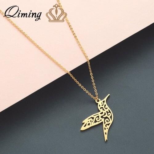 QIMING Gold Hummingbird Necklace Female Hollow Bird Delicate Animal Pendants Necklaces Women Minimalist Retro Jewelry Gift