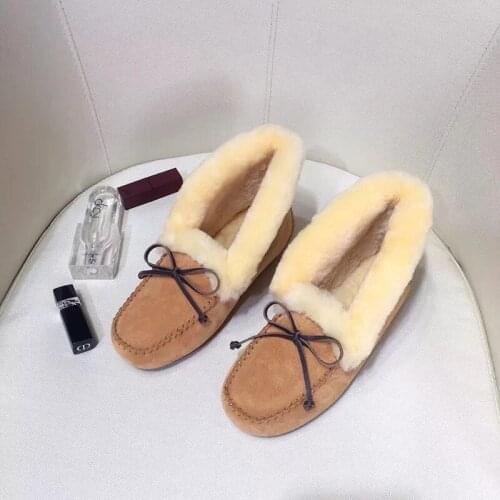 Super Soft and Warm winter Boots Genuine Leather Australia Classic Moccasins Winter Woman with Fur Driving Shoes