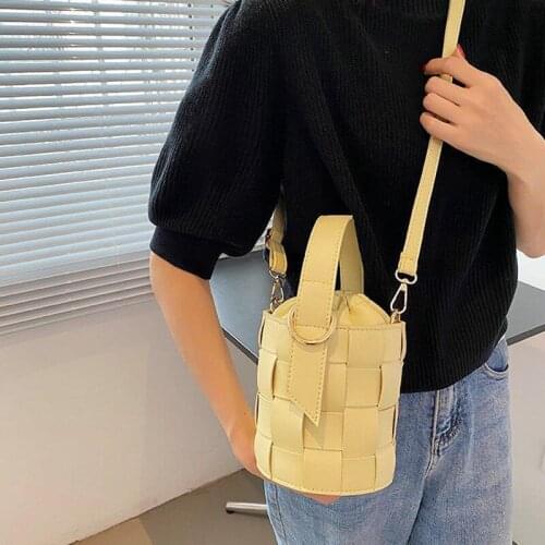 Crossbody Bag Women Shoulder Bag Female Backpack Designer Handbag Weave Drawstring Purse Fashion 2021 New PU Leather Bucket Bags