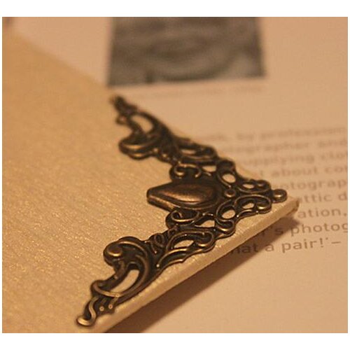 30pcs 4.2cm Photo Album Angle Pressure Corner Protector Antique Bronze Metal Bag Edge Photo Album Book Decoration