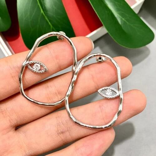 Simple Eyes Evil Eyes Stud Earring Fashion Women Hollow Human Face Stud Earring For Women Wedding Jewelry