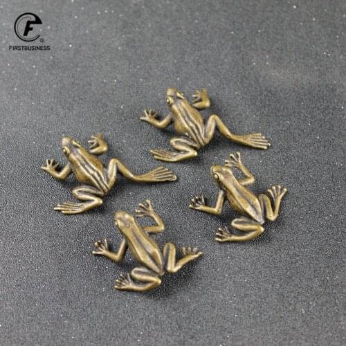 Antique Copper Frog Figurines Small Ornaments Solid Brass Animal Tea Pet Paperweight Statue Desk Decorations Home Decor for Room