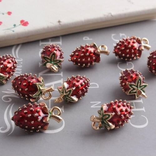 Free Shipping 50pcs 3D Red Enamel Alloy Strawberry Necklace Pendants 10*18mm DIY Jewelry Fruit Oil Drop Earring Charms Ornaments