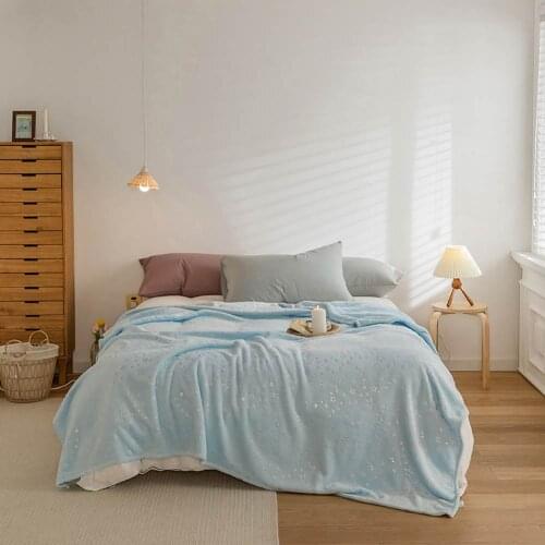 Svetanya Blue Stars Embossed 3D Gold Stamping Print Thin Blankets Coral Fleece Microfiber Throws Plaids Double-side Bed Sheet