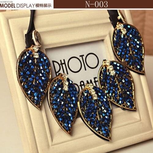 Crystal chocker collar vintage 2015 new ribbon rhinestone statement necklace pendent necklace glass beads