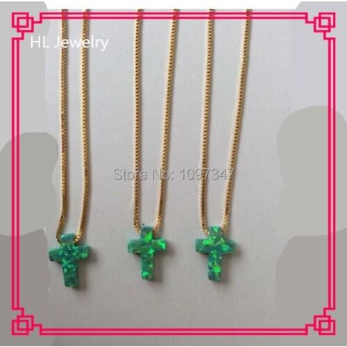 2015 Kiwi Green Cross Synthetic Opal Stone 925 Silver Necklace