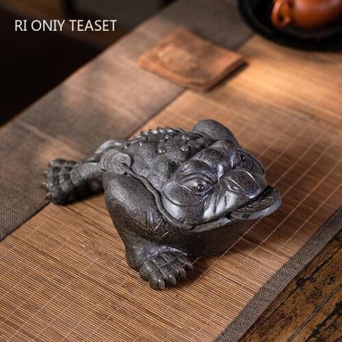 Yixing Lucky Golden Toad Statue Desktop Ornaments Handmade Purple Clay Tea Pet Decoration Tea Figurine Sculpture Teaware Decor