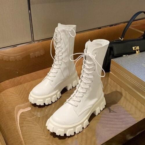2020 New Handsome Locomotive Shoes Platform Martin Boots Fashion Knight Boots Boots Female Women Shoes