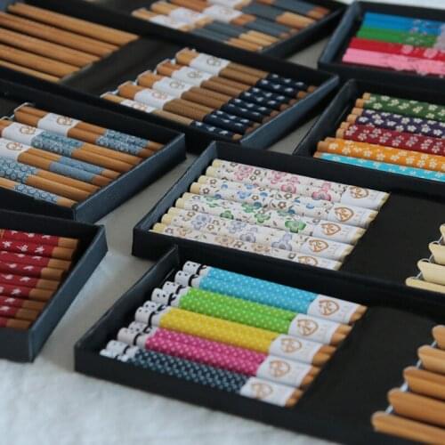 Japanese Bamboo Chopsticks 5 Pairs of Chopstick Gift Box Set Chinese Dinnerware Sets kitchen supplies natural bamboo flatware