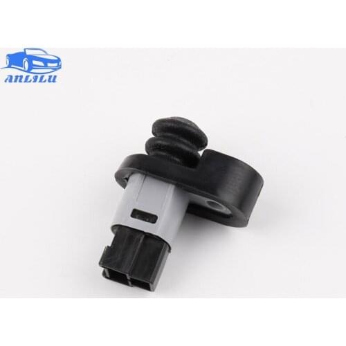 Suitable for Ni-ssan D22 pickup Paladin Odinrich Benekar high quality door light switch with 3 pins