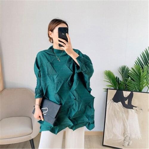 Miyake pleated diamond pleated tops womens summer new messy pleated wide version T-shirt loose large size mid-length all-match