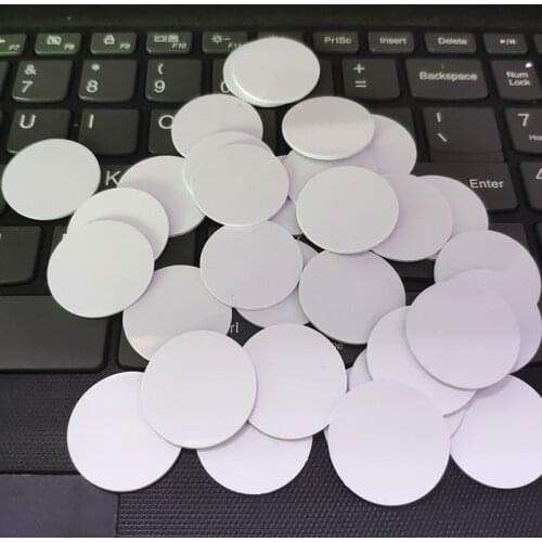 50pcs Ntag215 NFC Coin Card NFC Tag Key 13.56MHz Ntag 215 Label RFID Tag Labels For TagMo Forum Type2