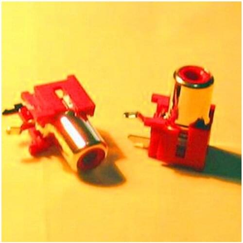 Free Shipping!!! 3pcs A gold-plated RCA connectors / RCA audio cables / input jack / Electronic Component