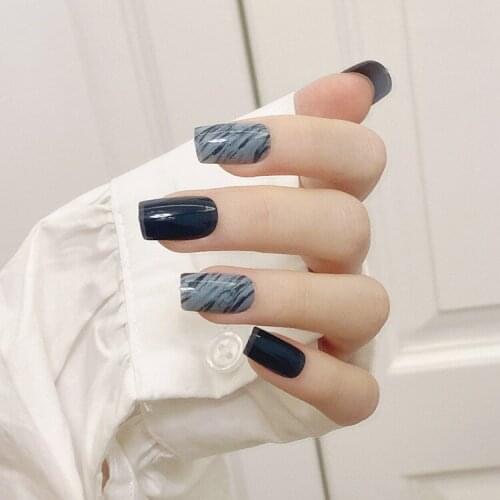 24pcs Fake Nails Press On Nails Designs Long Square Head Blue Gray Smudged Nail Stickers Finished Artificial Nails With Glue DL