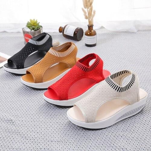 2021 Sports Wind Sandals Women Summer Leisure Korean Mesh Open-toe Breathable Sandals Thick-soled Student Womens Drag