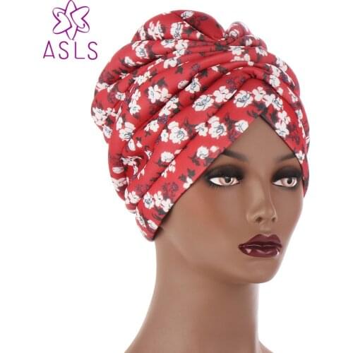 2021 New simple hand sewn sponge exaggerated headscarf cap printing Pullover cap ladies street pat forehead cross decorative cap