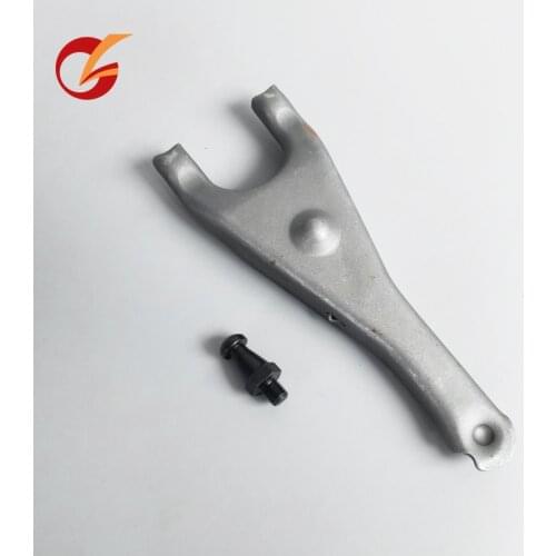 Use for toyota hiace commuter quantum 2005-2018 clutch fork 2kd 2tr 5L engine with screw
