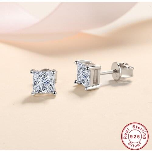 Geoki 925 Sterling Silver Passed Diamond Test Perfect Cut Total 1.2-2 Ct D Color Moissanite Square Stud Earrings Luxury Jewelry