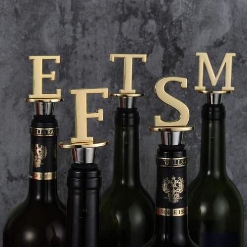 26 letter red wine stopper in a new high quality zinc alloy party decoration gift box