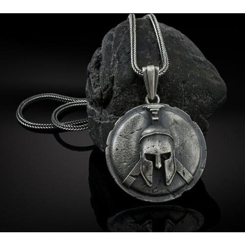 Spartan warrior helmet shield pendant necklace ins style mens fashion retro hip hop chain necklace hot sale punk style jewelry