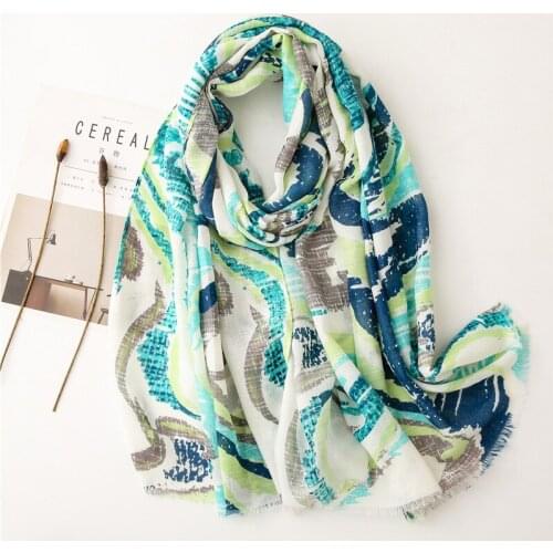 Yishine 2021 New Hand Blush Dye Design Oversized Beach Shawl Luxury Women Fashion Scarf