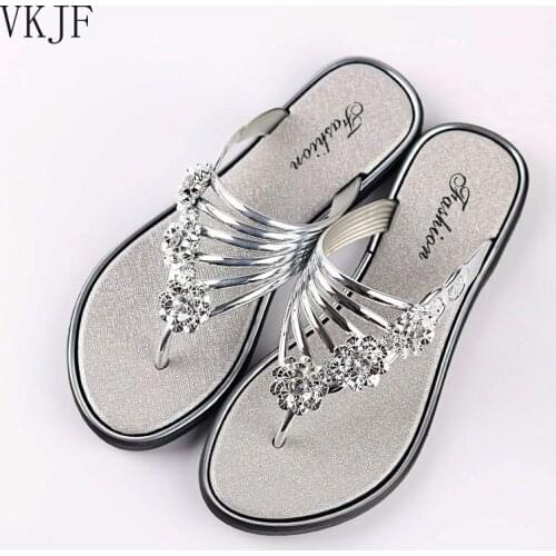 Women Fashion Peep Toe Silver High Quality Anti Skid Beach Sandals Lady Casual Golden Crystal Summer Home Sandals
