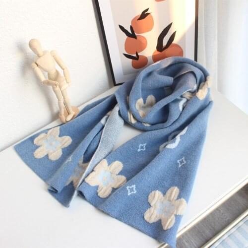 2020new winterKorean three-dimensional jacquard cashmere like scarf for womenYaya small flower thickened long knitted warm shawl