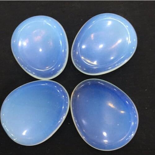 1pcs Natural Quartz Crystal Pocket Thumb Palm stones Crystal Healing Meditation or As Worry Stones