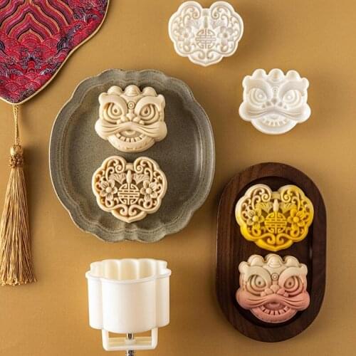 Mooncake Moulds Plastic Material Lion Designs Hand Pressure Fondants Decoration Cookie Cutters for DIY Baking Gadget Set