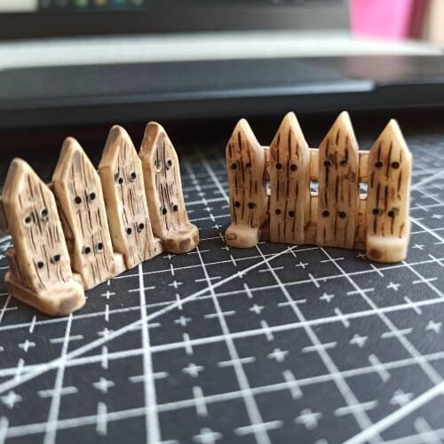 1pcs/lot Resin High Quality fence 30mm Ornaments Micro landscape Ornaments Creative Home Gardening Decorations