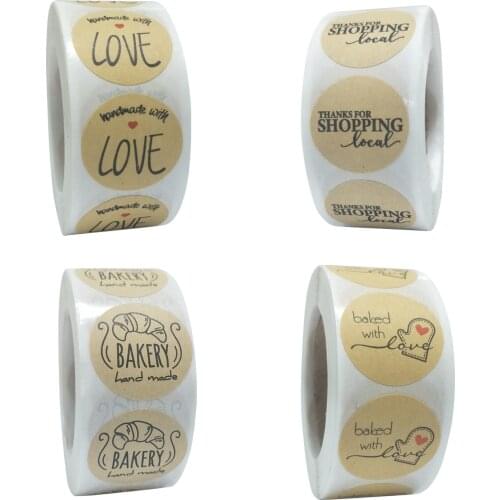 500pcs/1Roll Kraft Paper Round Sticker Goods Package Seal Label 'Bakery' 'Baked' 'Thanks Shopping' 'Handmade Love' 2.5cm/0.98in